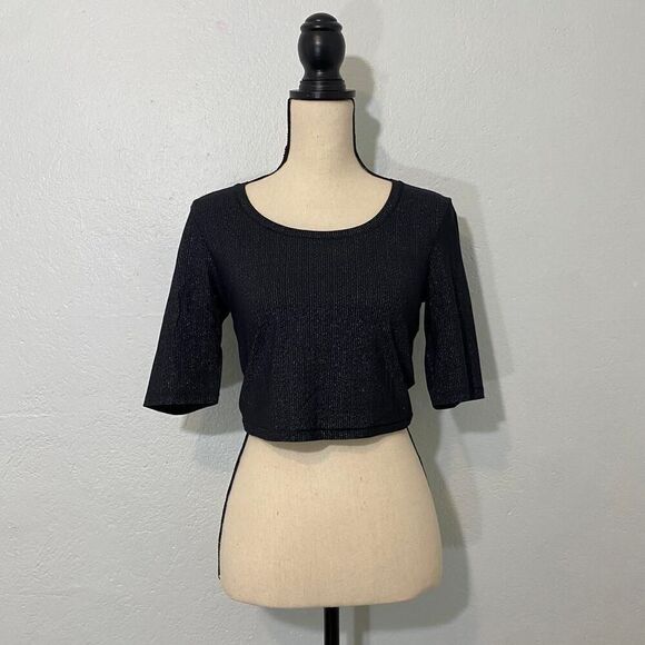 Tops - Sweaty Betty black Score Work Out top cropped Tee medium